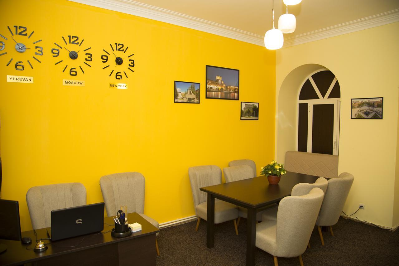 Magnolia Hostel Erivan Dış mekan fotoğraf